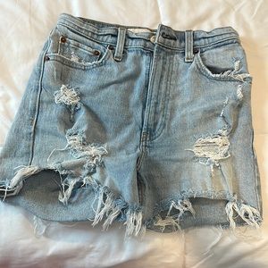 Abercrombie & Fitch 25/0 SHORTS
